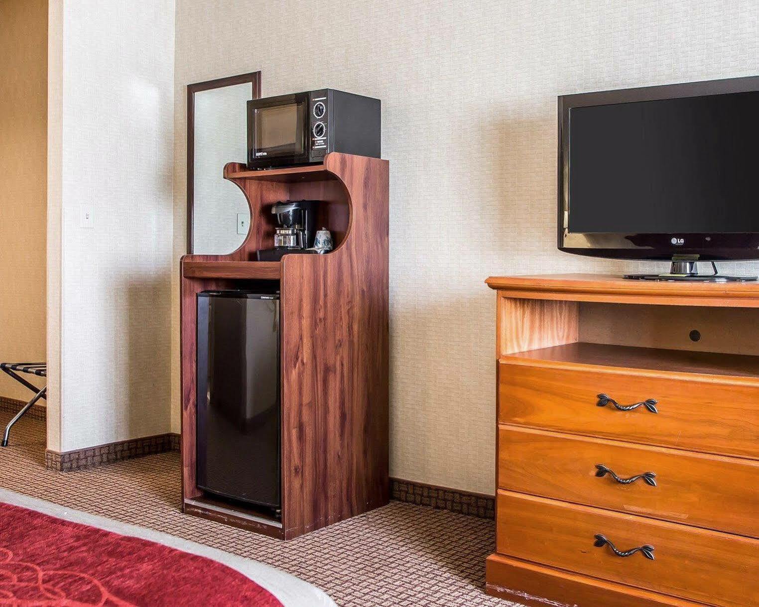 Days Inn By Wyndham Sidney Oh Eksteriør bilde